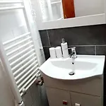 Koszeghegyalja Vendeghaz בית הארחה