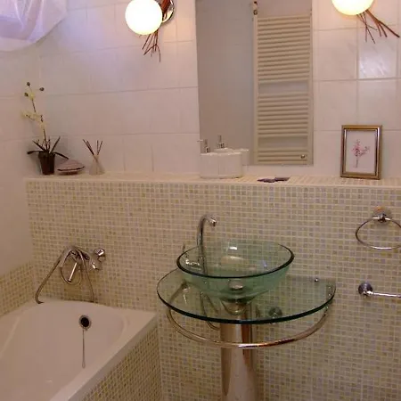 Guest house Koszeghegyalja Vendeghaz 3*
